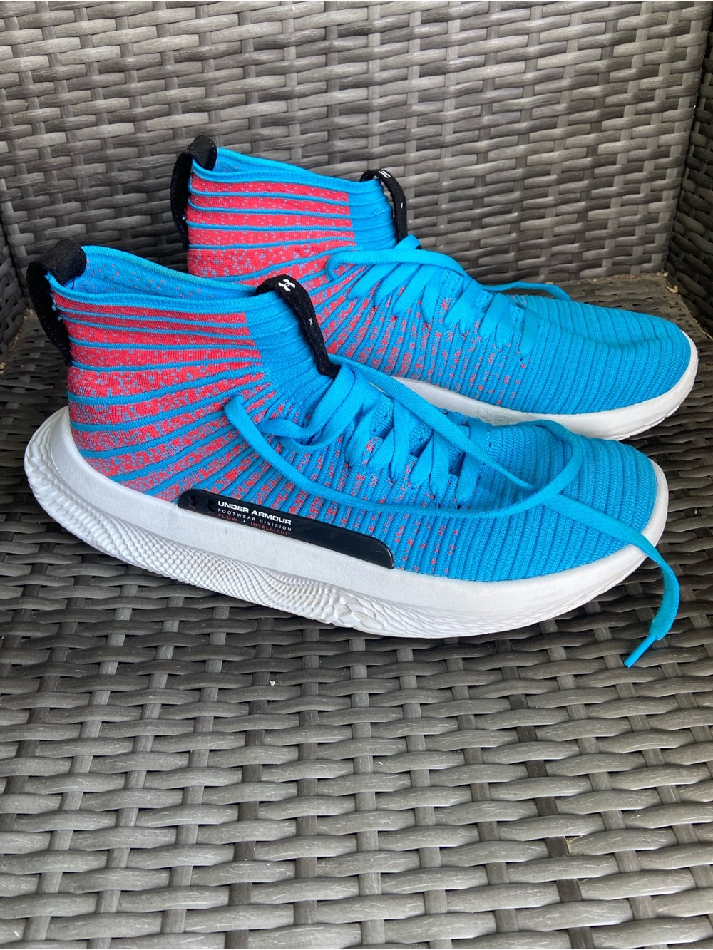 Under Armour Flow FUTR x Elite “Capri Red Solstice” blue sneakers